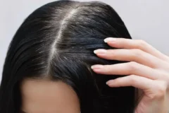 Alternativa natural para disfarçar cabelos brancos com henna