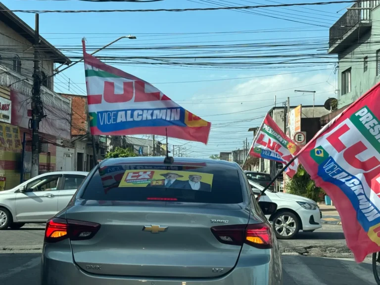 Carreata em Suzano mobiliza eleitores em apoio a Lula