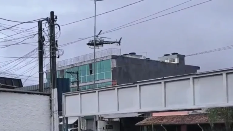 Polícia militar realiza buscas por suspeito de roubo de carro com apoio do Águia